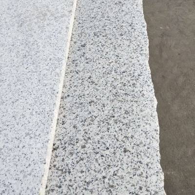 隨州芝麻白花崗巖與白麻石毛板 優質地鋪材料與大批量供應